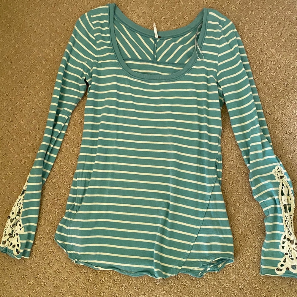 Free People long sleeve top w/ knit accent